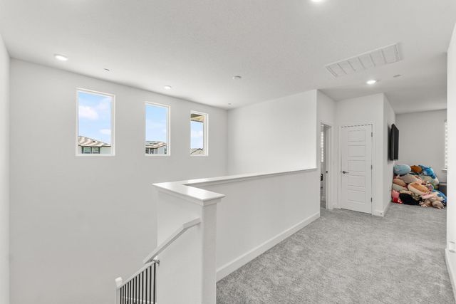 5672 SailRock, Sacramento, CA 95835