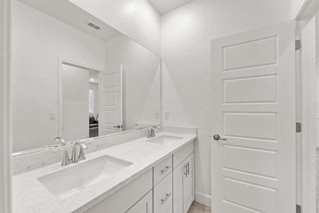 5672 SailRock, Sacramento, CA 95835