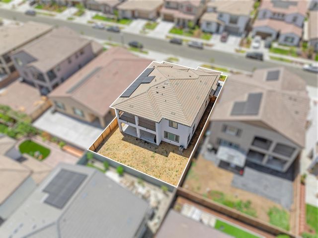 5672 SailRock, Sacramento, CA 95835