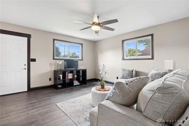 640 N Pleasant Valley Avenue, Dayton, OH 45404