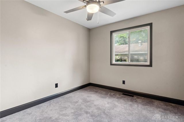 640 N Pleasant Valley Avenue, Dayton, OH 45404