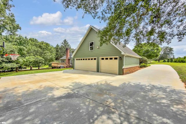 100 Bennetts Crossing Court, Greer, SC 29651