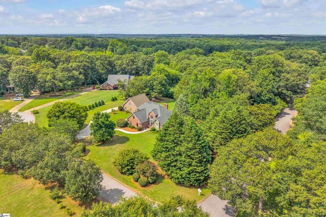 100 Bennetts Crossing Court, Greer, SC 29651