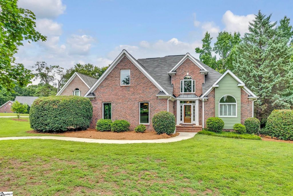 100 Bennetts Crossing Court, Greer, SC 29651