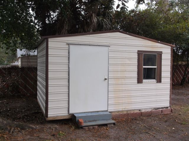 303 NW Linda Lane, Fort Walton Beach, FL 32548