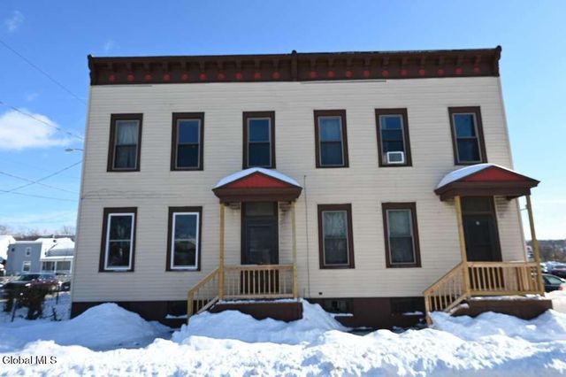 4 Washington Street Apt 1, Rensselaer, NY 12144