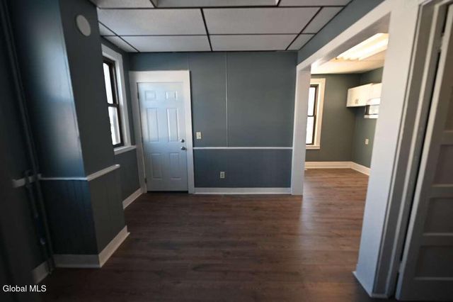 4 Washington Street Apt 1, Rensselaer, NY 12144