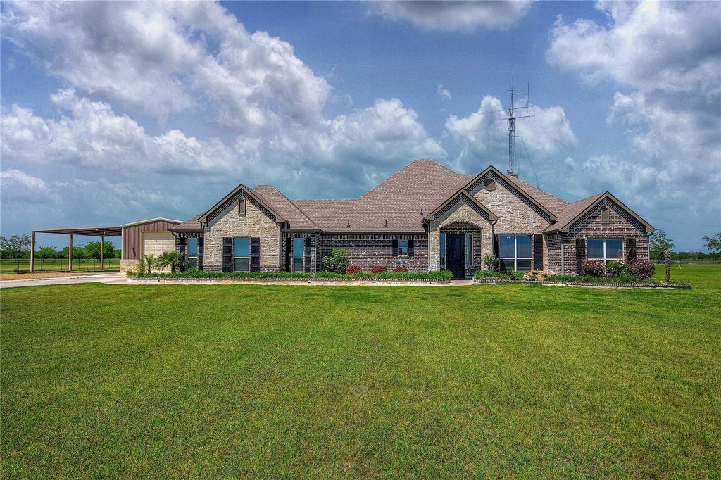 5174 County Road 3204, Campbell, TX 75422