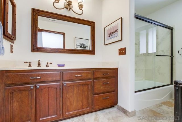 22327 Jans Oak Vw, Ramona, CA 92065