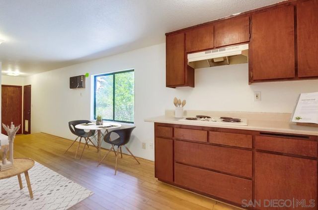 22327 Jans Oak Vw, Ramona, CA 92065