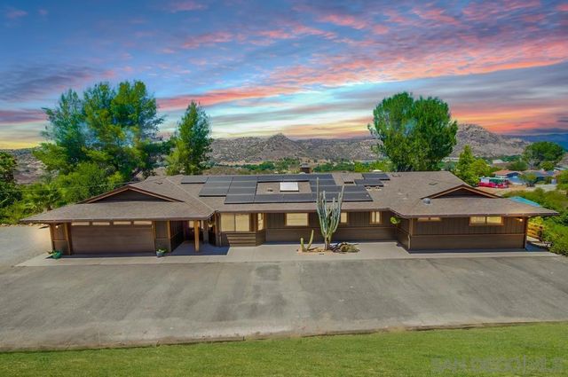 22327 Jans Oak Vw, Ramona, CA 92065