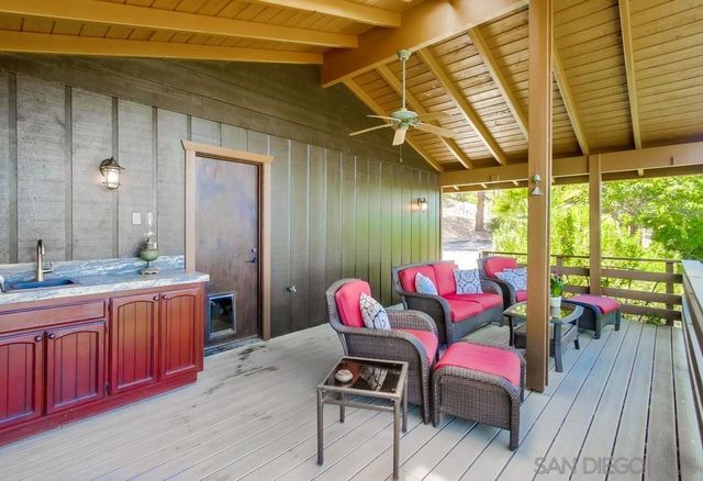 22327 Jans Oak Vw, Ramona, CA 92065