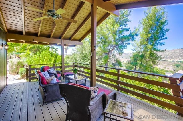 22327 Jans Oak Vw, Ramona, CA 92065