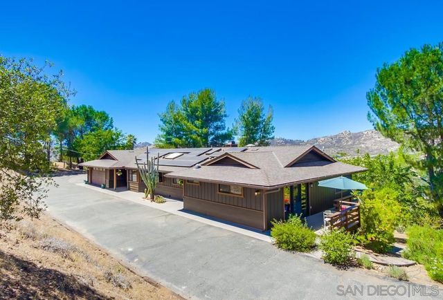 22327 Jans Oak Vw, Ramona, CA 92065