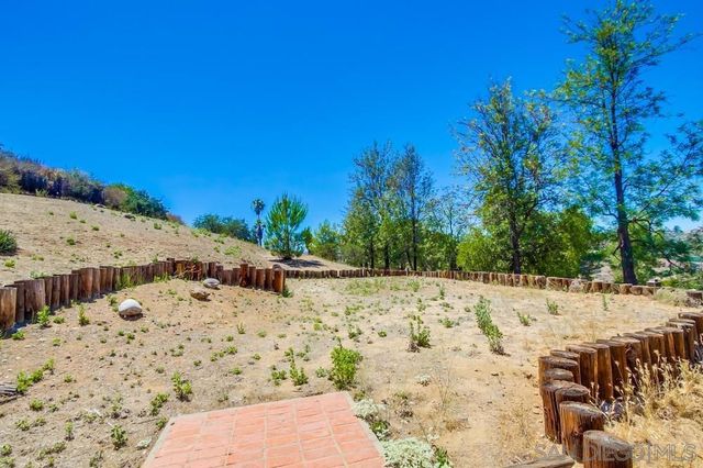 22327 Jans Oak Vw, Ramona, CA 92065