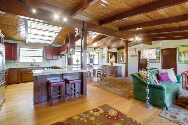 22327 Jans Oak Vw, Ramona, CA 92065