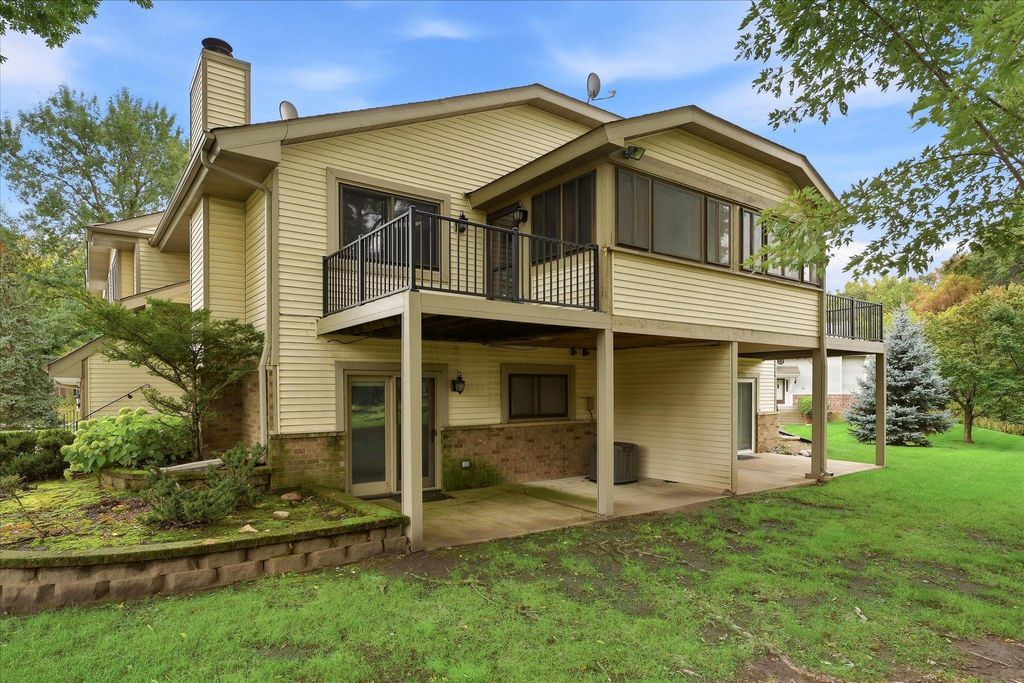 1618 Clemson Drive B, Eagan, MN 55122 — photo 3