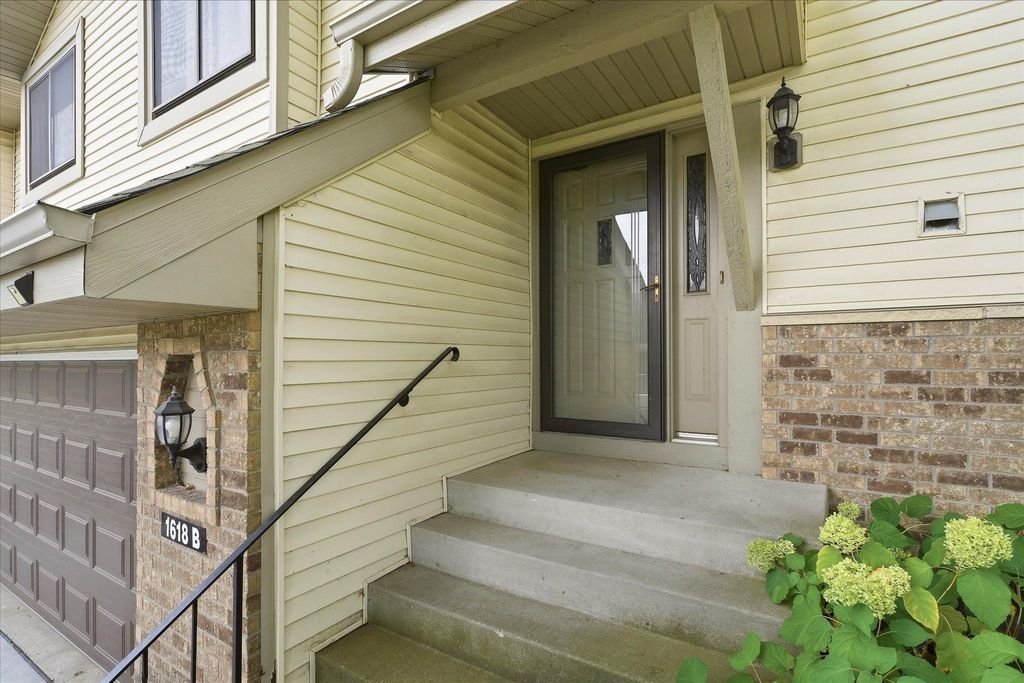1618 Clemson Drive B, Eagan, MN 55122 — photo 5