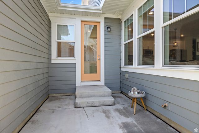 11616 S DORIAN DR, South Jordan, UT 84009
