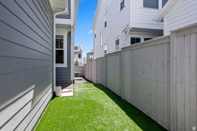 11616 S DORIAN DR, South Jordan, UT 84009
