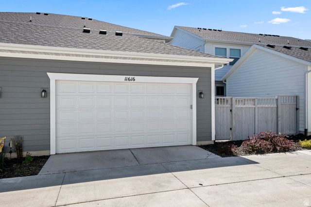 11616 S DORIAN DR, South Jordan, UT 84009