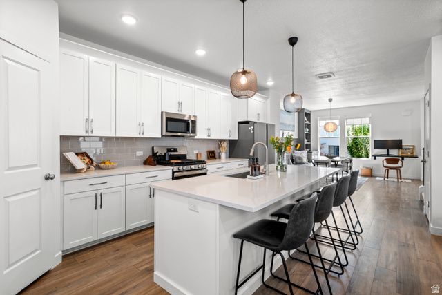 11616 S DORIAN DR, South Jordan, UT 84009