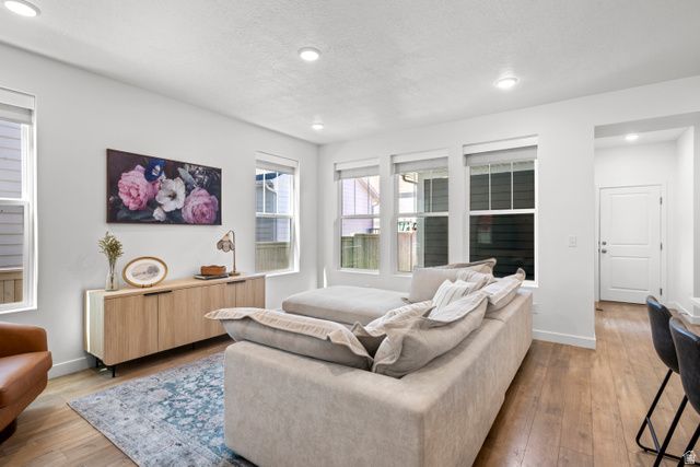 11616 S DORIAN DR, South Jordan, UT 84009