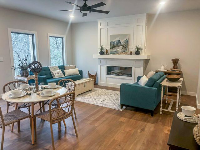 4000 S FELICITY LN, Columbia, MO 65203