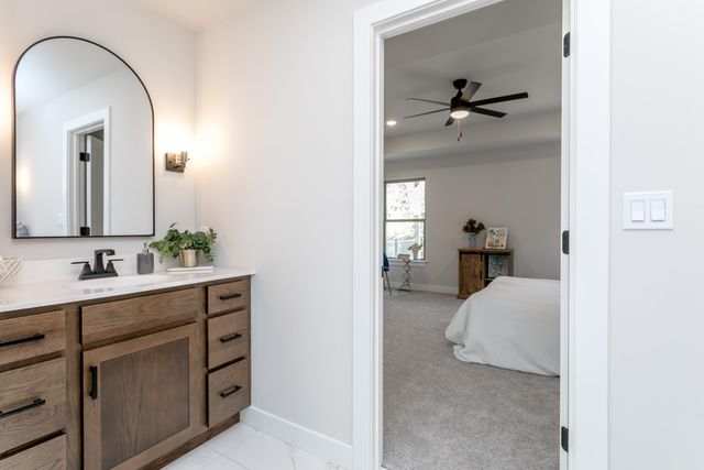 4000 S FELICITY LN, Columbia, MO 65203