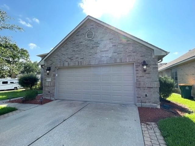 1422 Sweet Stone Court, Pasadena, TX 77586