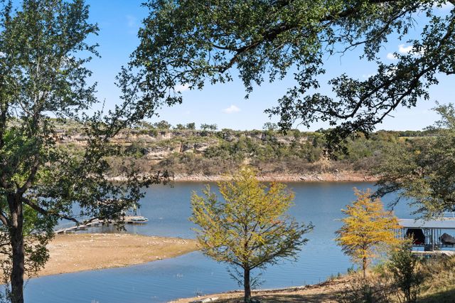 1327 Lake Shore DR, Spicewood, TX 78669
