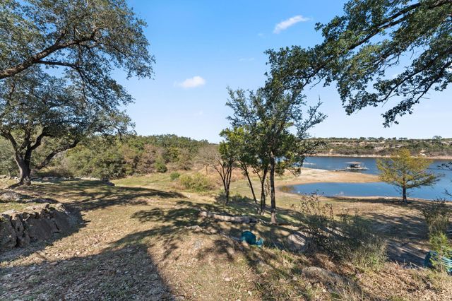 1327 Lake Shore DR, Spicewood, TX 78669