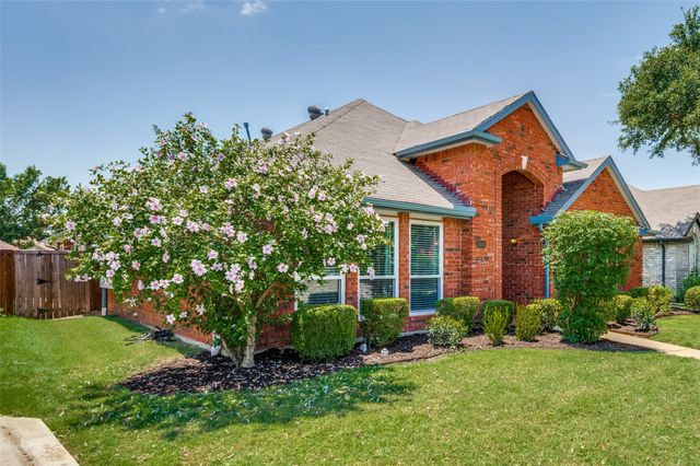 1644 Bennington Drive, Carrollton, TX 75007
