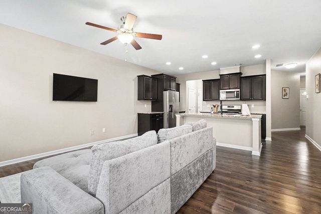 6131 Centennial Run, Atlanta, GA 30349