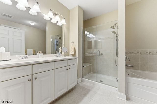 3 Slate Ct Unit C3 C3, Woodland Park, NJ 07424