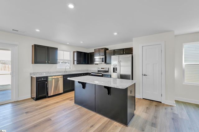 2090 Wexley Drive, Boiling Springs, SC 29316