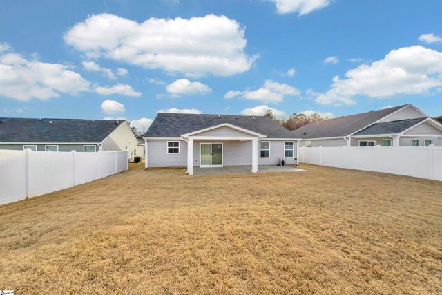 2090 Wexley Drive, Boiling Springs, SC 29316