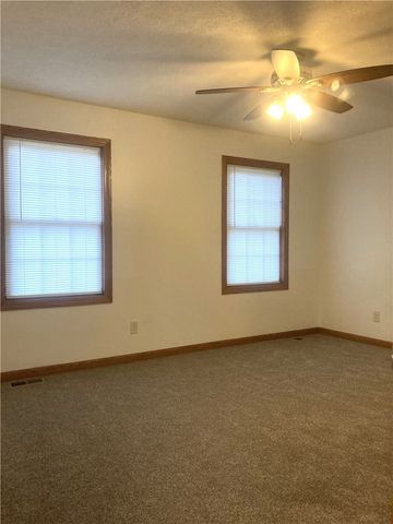 32 Intermediate Unit Drive, California, PA 15423