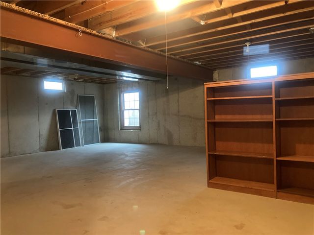 32 Intermediate Unit Drive, California, PA 15423