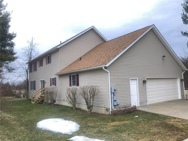 32 Intermediate Unit Drive, California, PA 15423