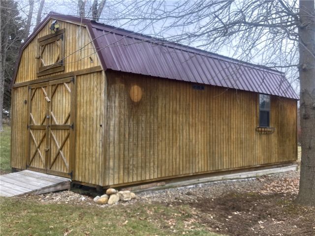 32 Intermediate Unit Drive, California, PA 15423