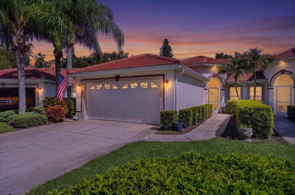 Image 2 of property listing at 7165 MELROSE PLACE, Bradenton, FL 34203