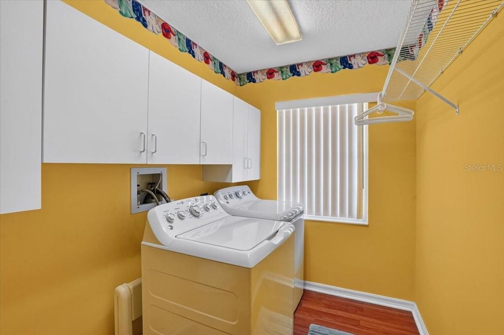 Image 13 of property listing at 7165 MELROSE PLACE, Bradenton, FL 34203
