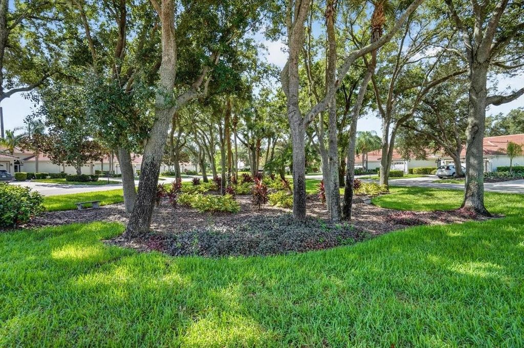 Image 3 of property listing at 7165 MELROSE PLACE, Bradenton, FL 34203