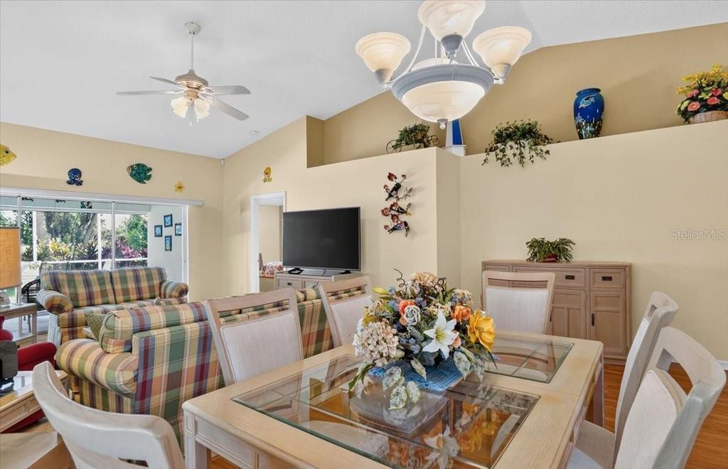 Image 24 of property listing at 7165 MELROSE PLACE, Bradenton, FL 34203