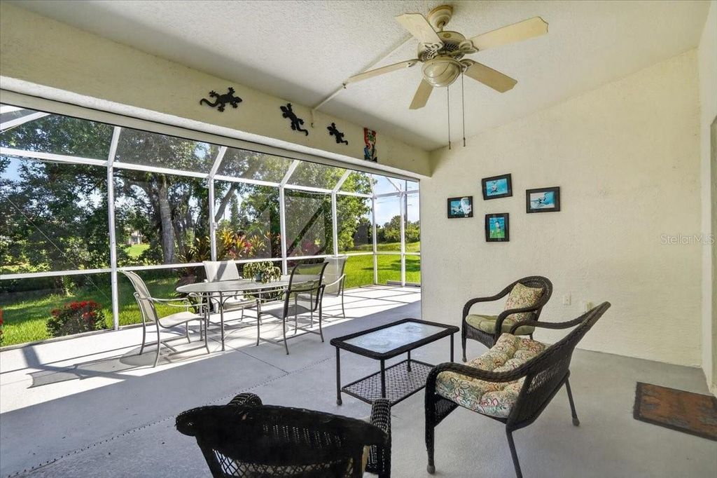 Image 9 of property listing at 7165 MELROSE PLACE, Bradenton, FL 34203