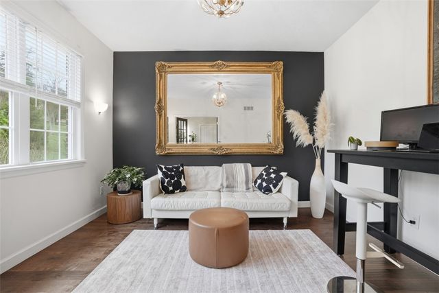 9330 Peebles Rd, Mccandless, PA 15101