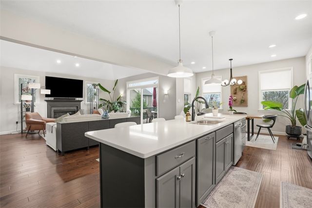 9330 Peebles Rd, Mccandless, PA 15101