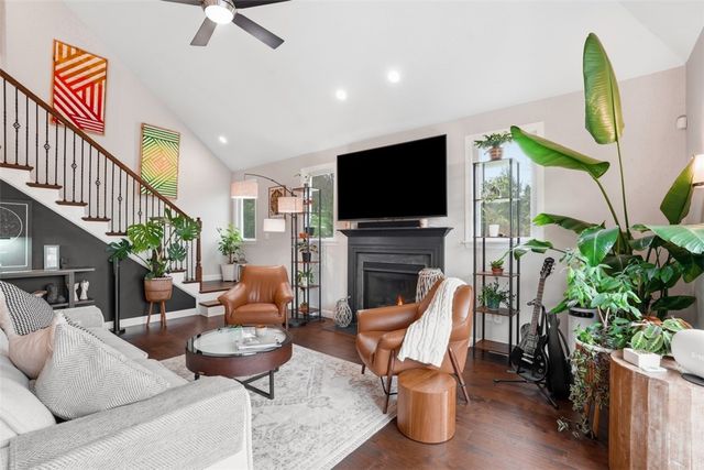 9330 Peebles Rd, Mccandless, PA 15101