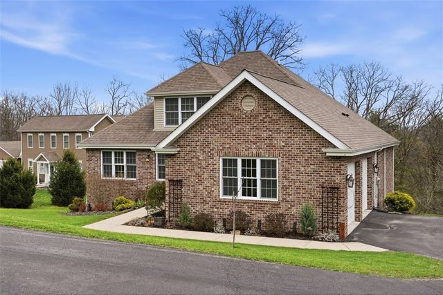 9330 Peebles Rd, Mccandless, PA 15101